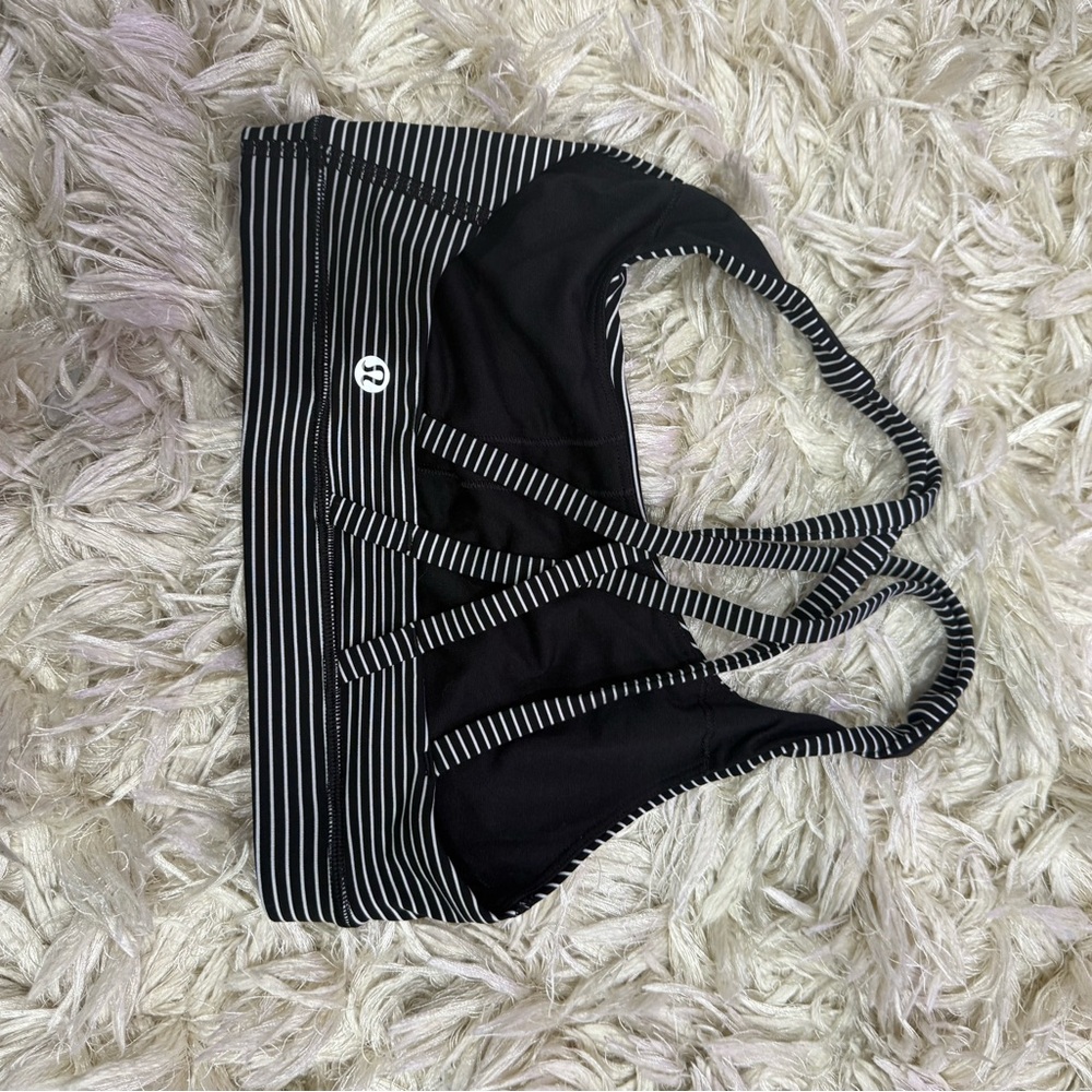 White and Black Sports Bras with Skull Design - Picture 5 of 7